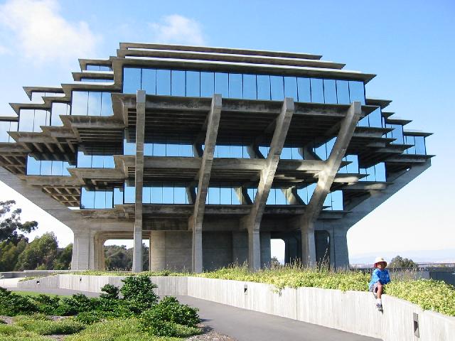 UCSD copyright Dan Hyde